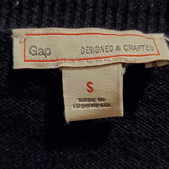 GAP Navy Blue V-Neck Sweater Size Small - Picture 3 of 5